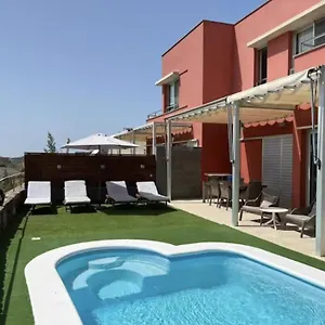 https://villa-privada-con-piscina-salobre.in-canary-islands.com