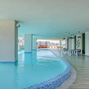Escape Apartment, Balcony, Pool, Gym & In La Julia Apartamento